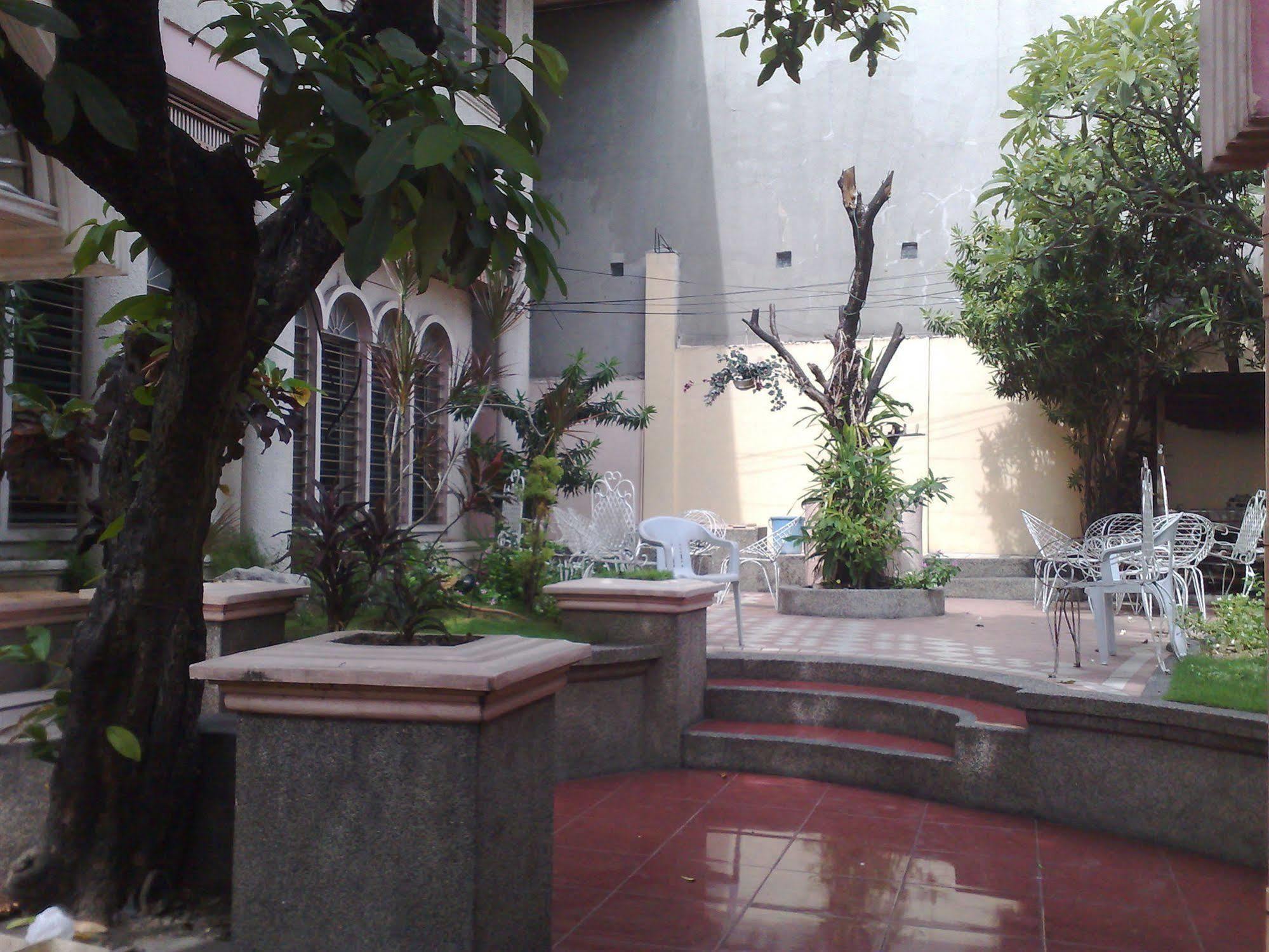 La Residencia Luzviminda Pensionne 宿务 外观 照片